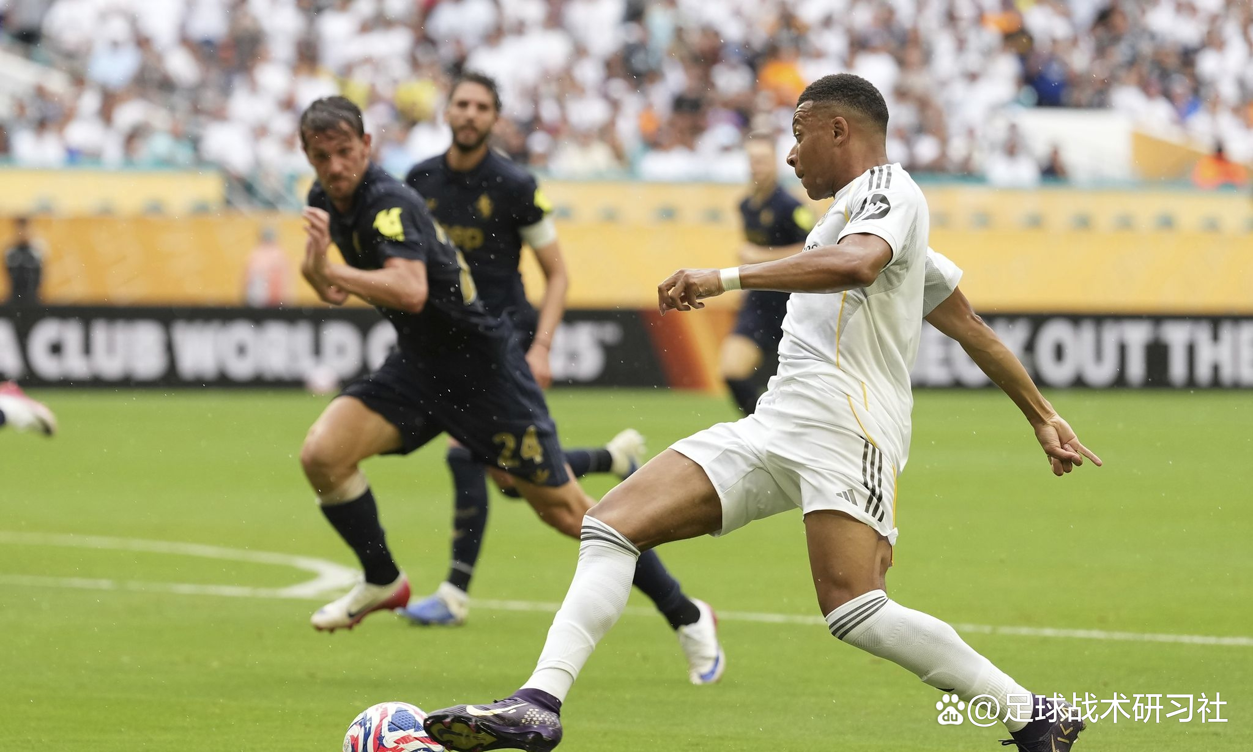 爱游戏体育加时末段桑托斯备战全明星赛，豪取连胜细节流出，球迷炸锅，控场能力成焦点的简单介绍