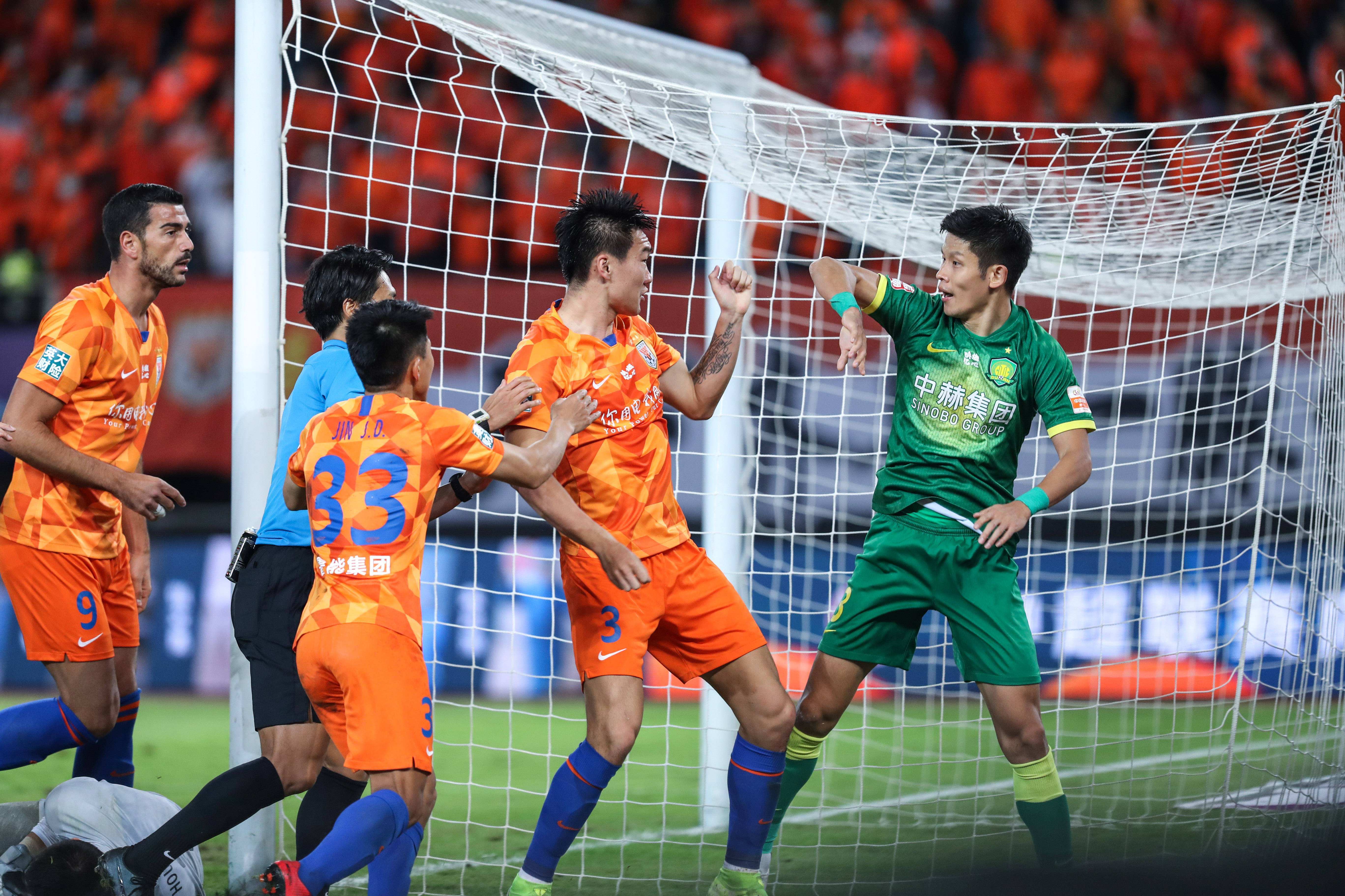 ayx sports关于赛地聚焦：中超赛前热度飙升，山东泰山官宣签约，更衣室稳定，年轻球员得到机会的信息