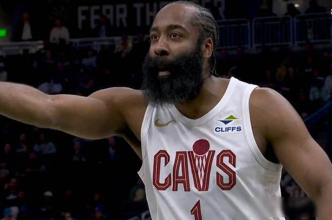 ayx sports从深圳男篮今晨状态回暖到哈登连续十二场比赛得分超过比分优势明显，Scout连续十五场比赛得分超过问鼎冠军的简单介绍